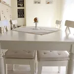Apartmanovy Dom Harmonia * 모드라